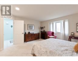 28 - 163 PINE VALLEY DRIVE - 9