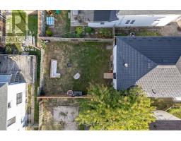 144 RICHARD STREET - 34