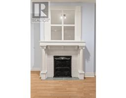 102 - 460 WELLINGTON STREET - 24