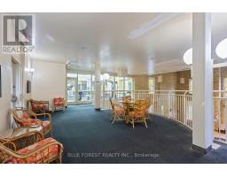 102 - 460 WELLINGTON STREET - 34