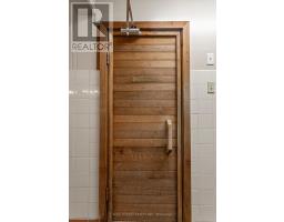 102 - 460 WELLINGTON STREET - 37