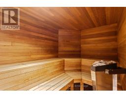 102 - 460 WELLINGTON STREET - 38