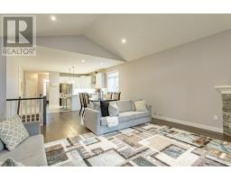 2 DIAMONDRIDGE COURT - 11