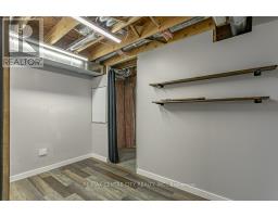 2 DIAMONDRIDGE COURT - 28