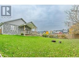 2 DIAMONDRIDGE COURT - 33