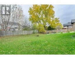 2 DIAMONDRIDGE COURT - 34