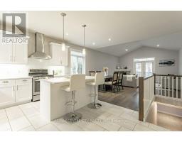 2 DIAMONDRIDGE COURT - 6