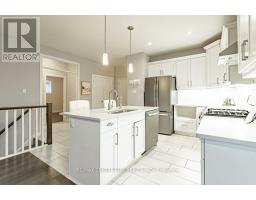 2 DIAMONDRIDGE COURT - 8