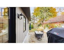 164 ELWORTHY AVENUE - 26