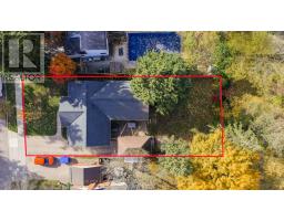 164 ELWORTHY AVENUE - 28