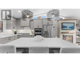 164 ELWORTHY AVENUE - 7