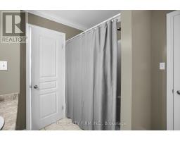 1689 BAYSWATER CRESCENT - 20