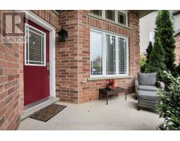 1689 BAYSWATER CRESCENT - 5