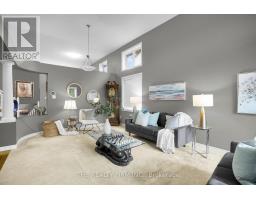 1689 BAYSWATER CRESCENT - 8