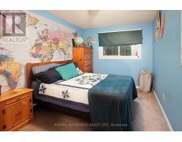 126 OLYMPIC CRESCENT - 26