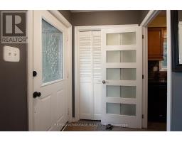 126 OLYMPIC CRESCENT - 8