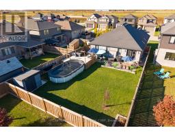 191 GILMOUR DRIVE - 42