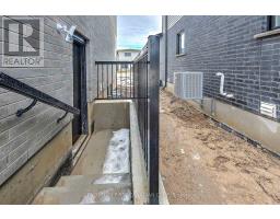 245 HESSELMAN CRESCENT - 3