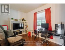 1279 YORK STREET - 10