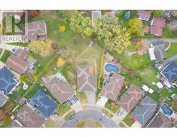 92 GOLFDALE CRESCENT - 32