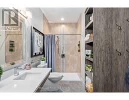 15 - 355 EDITH CAVELL BOULEVARD - 22