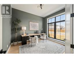 40 ROYAL CRESCENT - 14