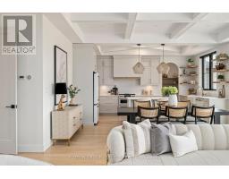 40 ROYAL CRESCENT - 16