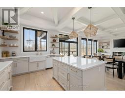 40 ROYAL CRESCENT - 19