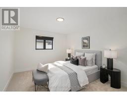 40 ROYAL CRESCENT - 39