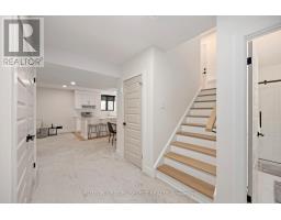 40 ROYAL CRESCENT - 42