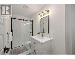 40 ROYAL CRESCENT - 46