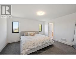 5 HARTLAND CIRCLE - 25