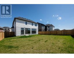 5 HARTLAND CIRCLE - 32