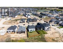 5 HARTLAND CIRCLE - 38