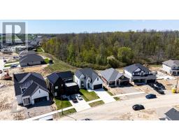 5 HARTLAND CIRCLE - 44