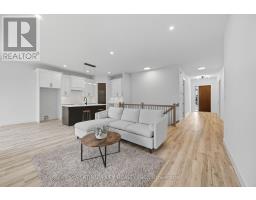 32 BRISCOE CRESCENT - 12