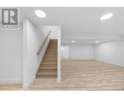 32 BRISCOE CRESCENT - 28