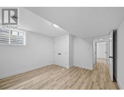 32 BRISCOE CRESCENT - 38