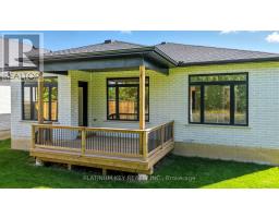 32 BRISCOE CRESCENT - 43