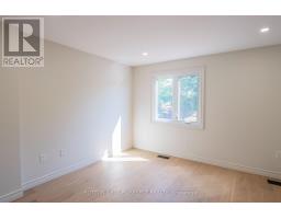 3 - 70 SUNNYSIDE DRIVE - 18