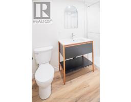 3 - 70 SUNNYSIDE DRIVE - 30