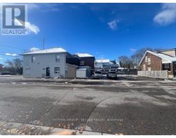 488 HAMILTON ROAD - 4