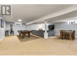 19 DAUGHERTY DRIVE - 31