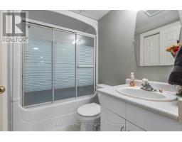 19 DAUGHERTY DRIVE - 36