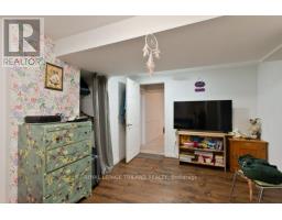 26 REDWOOD LANE - 23