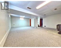 1727 PARKHURST AVENUE - 15