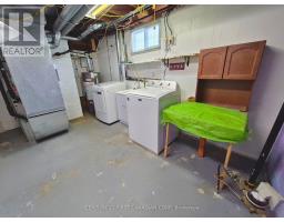 1727 PARKHURST AVENUE - 17