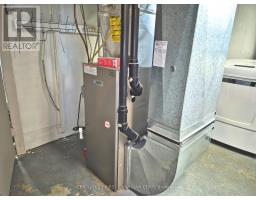 1727 PARKHURST AVENUE - 18