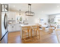 3 - 183 BROCK STREET - 10