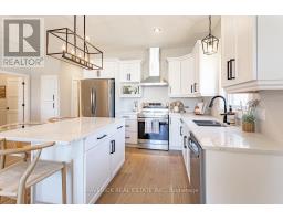 3 - 183 BROCK STREET - 12